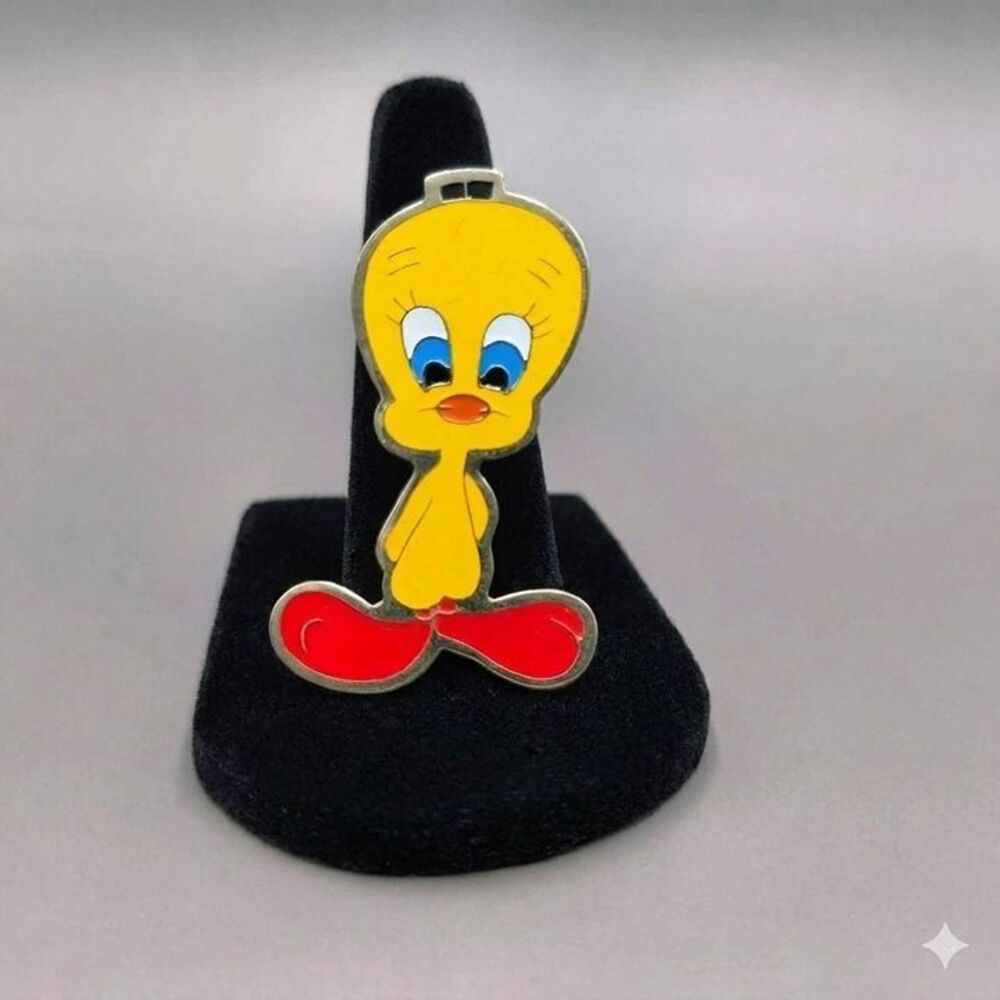 Tweety Bird Pin Brooch Looney Tunes Warner Brothers Vintage 1970s Enamel Lapel